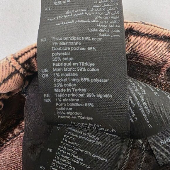 Sandro Shorts Men's 44 Denim Button Fly Distressed Bleach In Rose Bermuda New - Picture 9 of 9